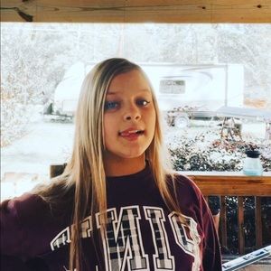 Meet your Posher, Jacqueline